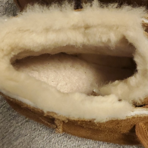 Collaburra by UGG - Picture 2 of 7